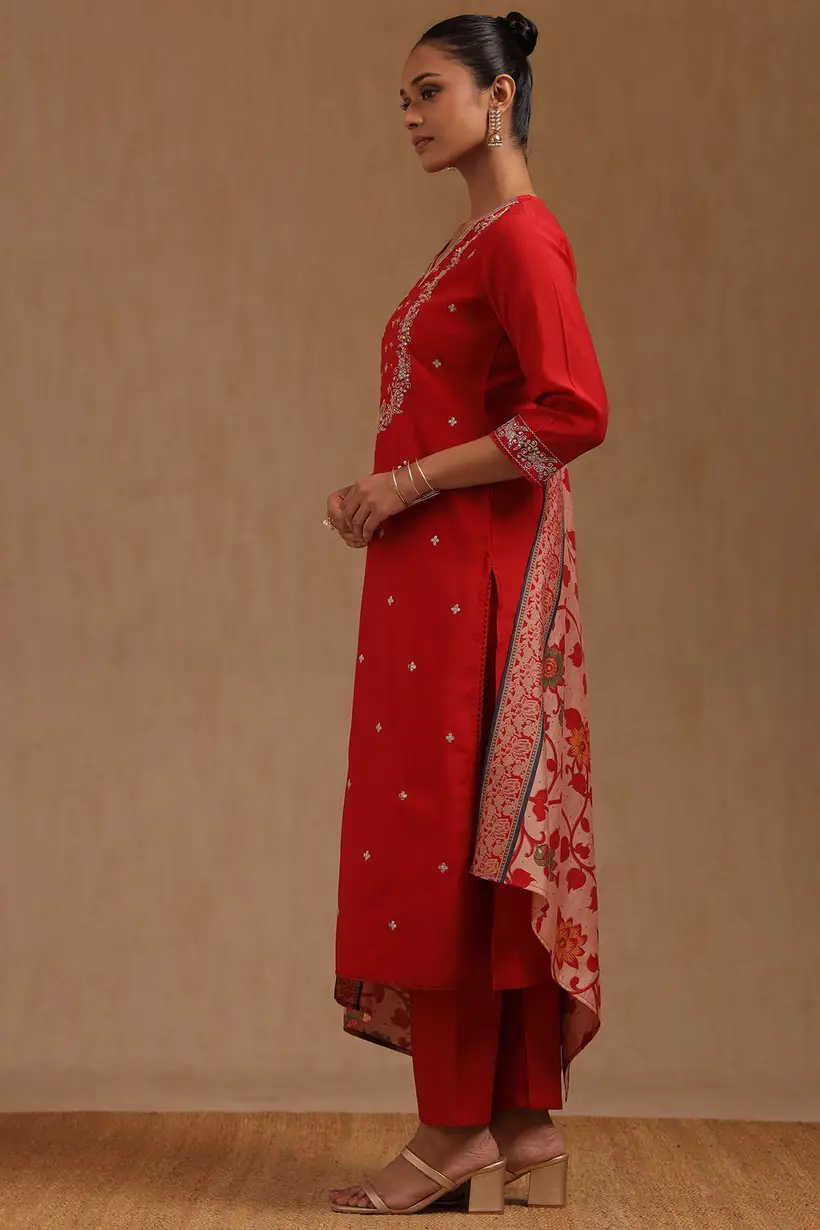 Red Muslin Embroidered Suit Set With Zari SHare icon - Image 3
